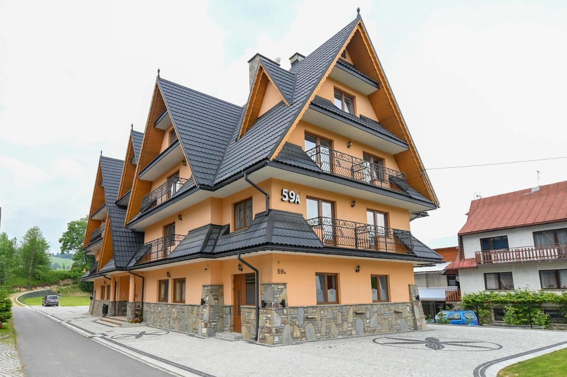 Pod Tatrami 2 - Swietna Lokalizacja, Obok Przystanku Ski Busa Oraz Restauracji, Duzy Parking เบียลกาตัทร์ชันสกา ภายนอก รูปภาพ