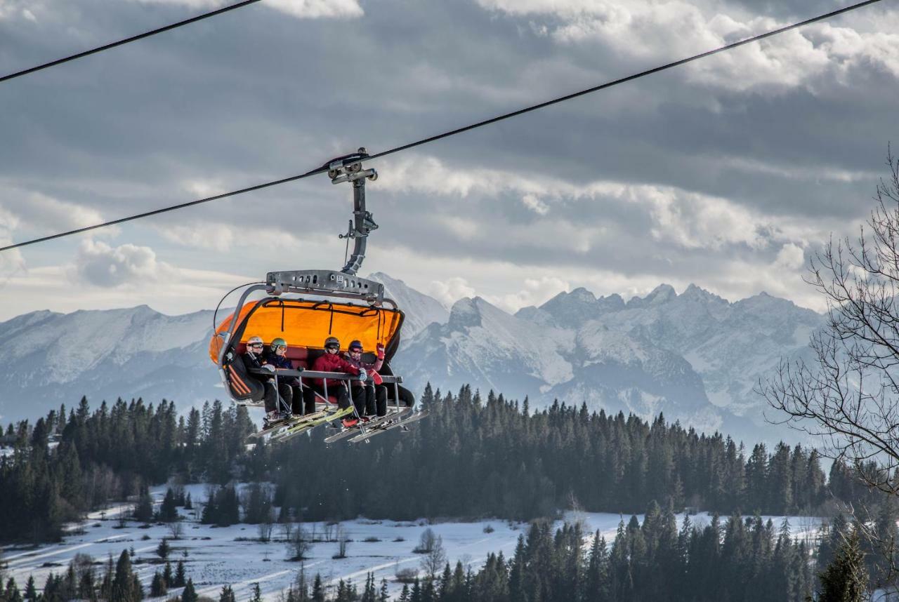 Pod Tatrami 2 - Swietna Lokalizacja, Obok Przystanku Ski Busa Oraz Restauracji, Duzy Parking เบียลกาตัทร์ชันสกา ภายนอก รูปภาพ